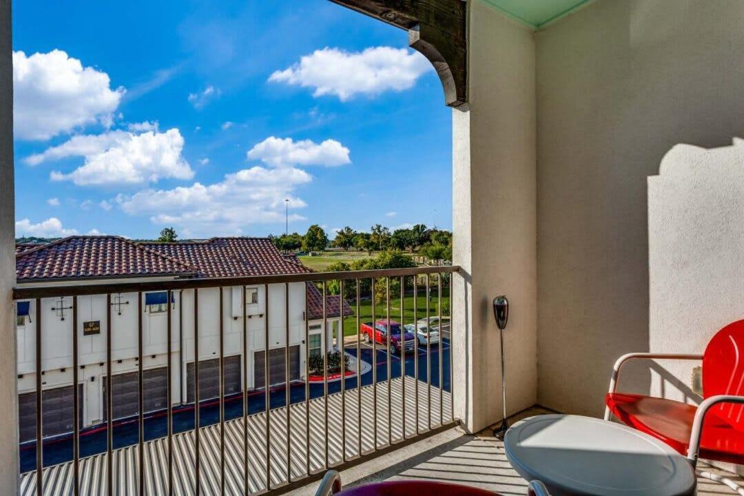 Astonishing Cozysuites On I-35 With Pool&Parking #06 Pflugerville Esterno foto